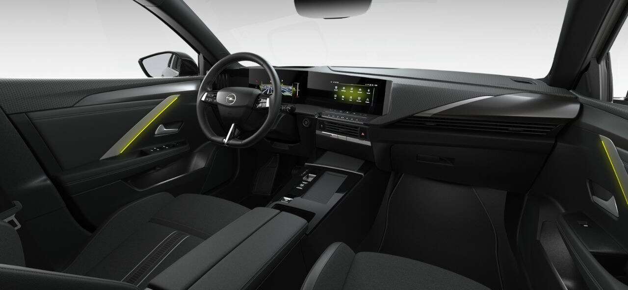 Ansicht des Armaturenbretts eines Opel Astra