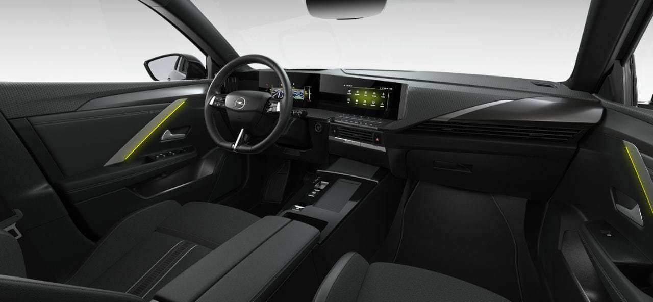 Ansicht des Armaturenbretts eines Opel Astra