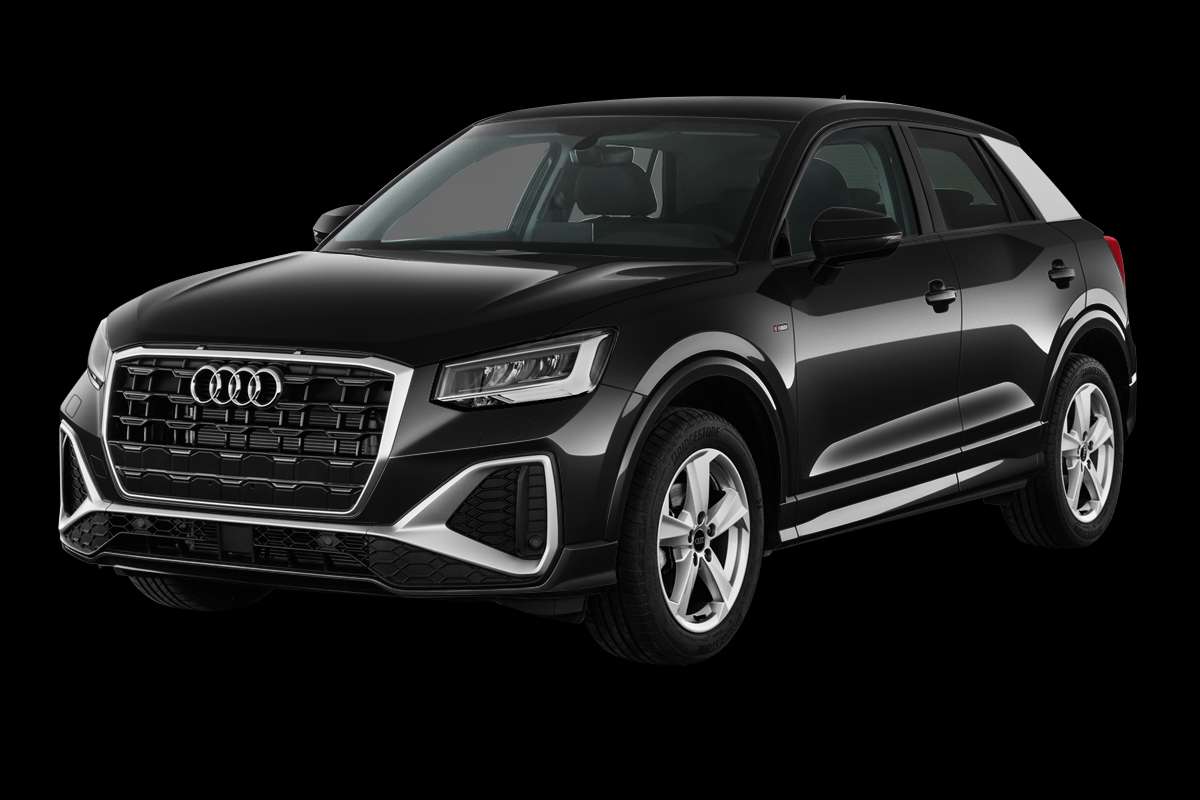 Schräge Frontansicht auf einen Audi Q2, freigestellt