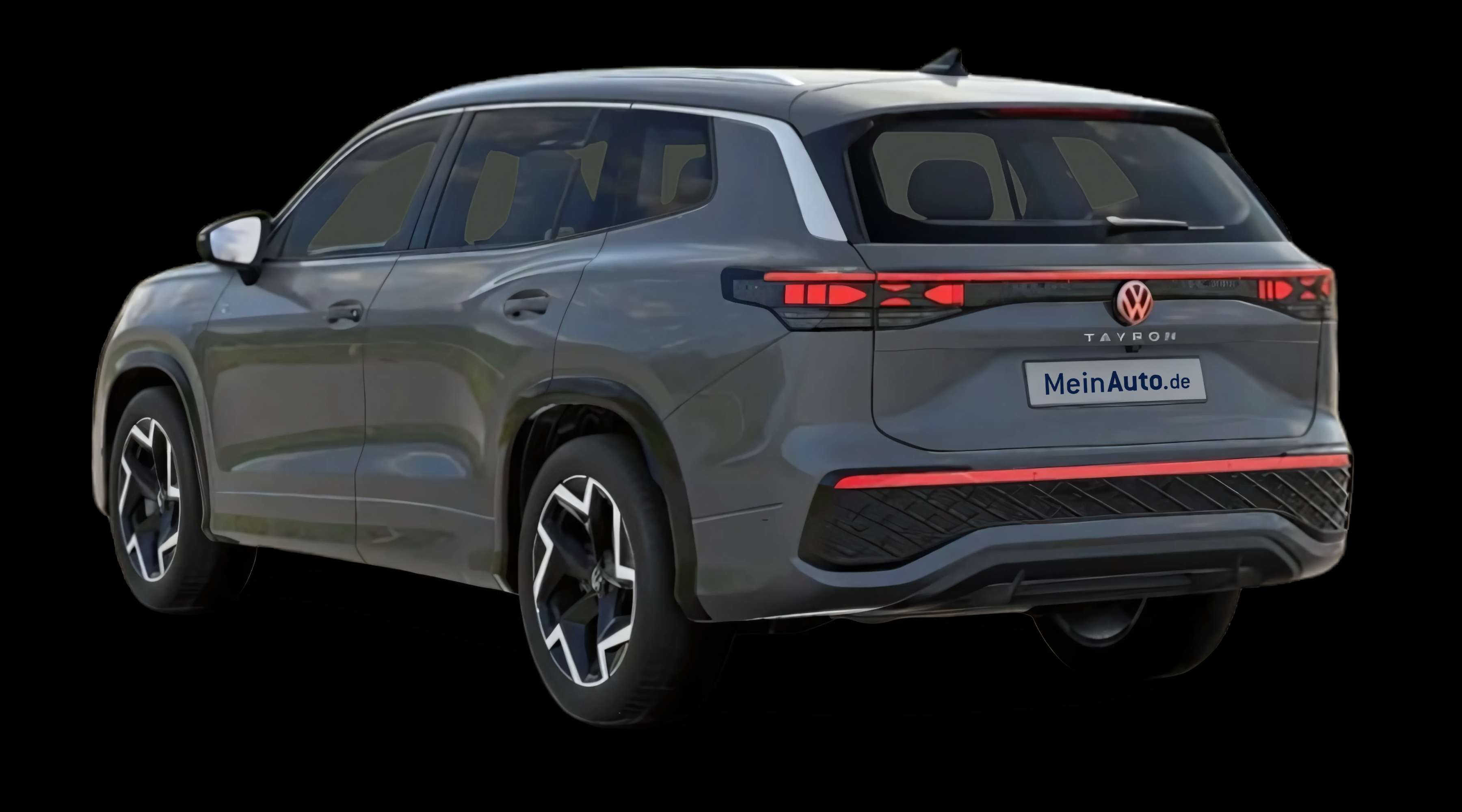 Schräge Heckansicht eines Volkswagen Tayron, freigestellt