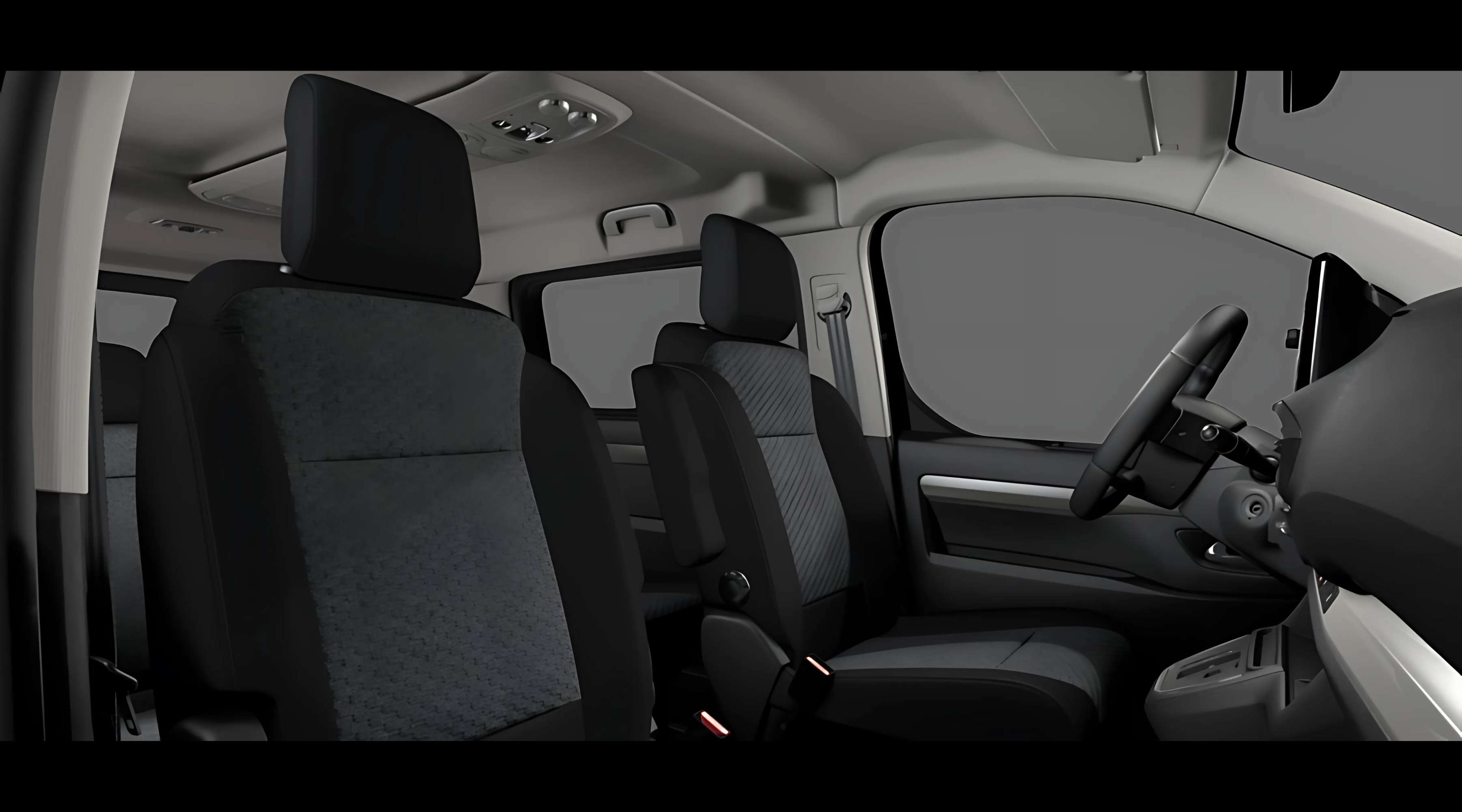 Ansicht der Frontsitze eines Citroën SpaceTourer