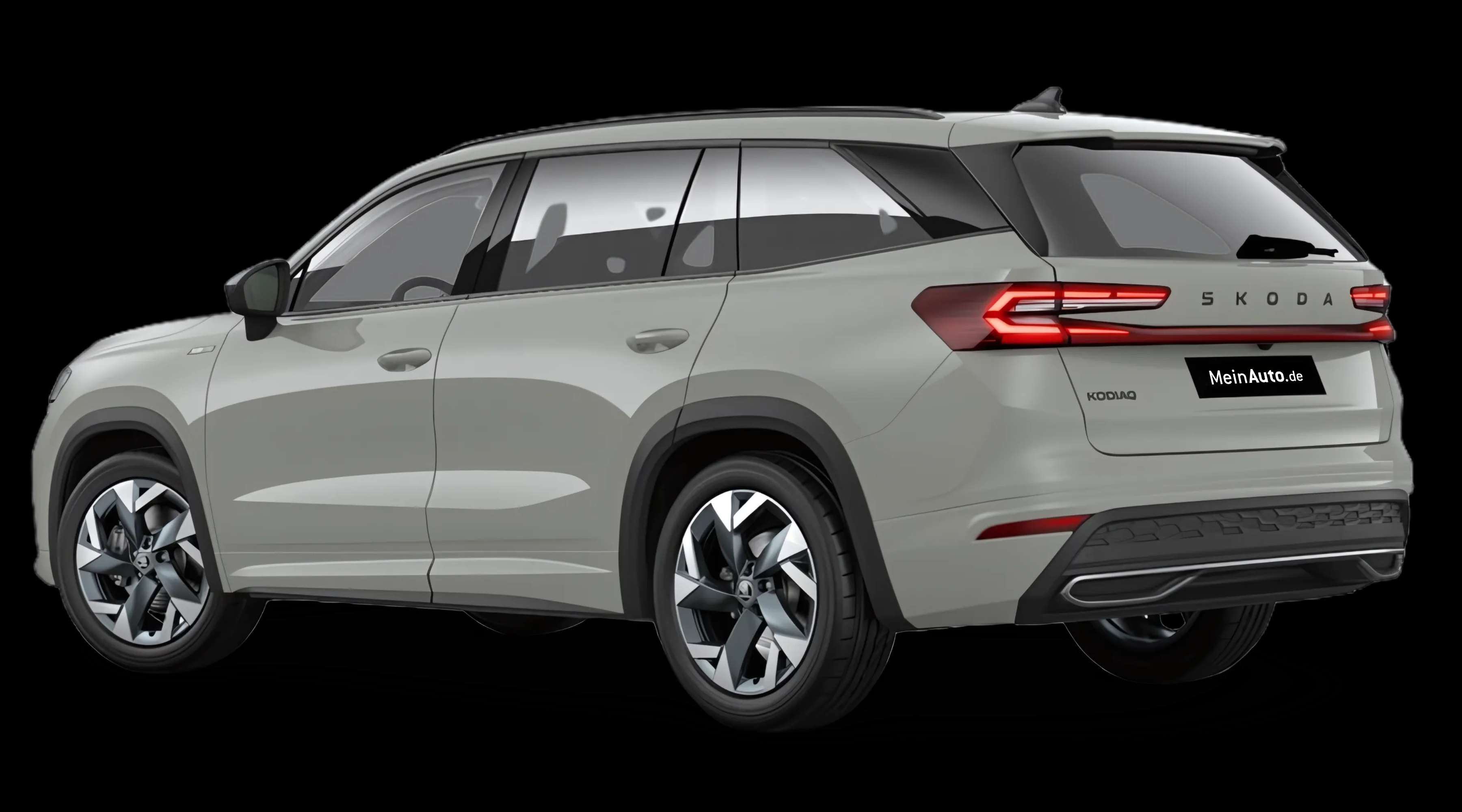 Schräge Heckansicht auf einen Skoda Kodiaq, freigestellt