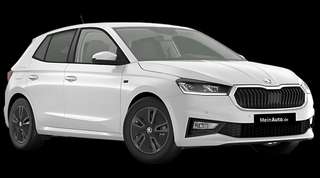 Schräge Frontansicht auf einen Skoda Fabia Tour, freigestellt