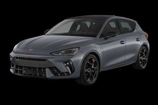 Schräge Frontansicht auf einen CUPRA Leon , freigestellt