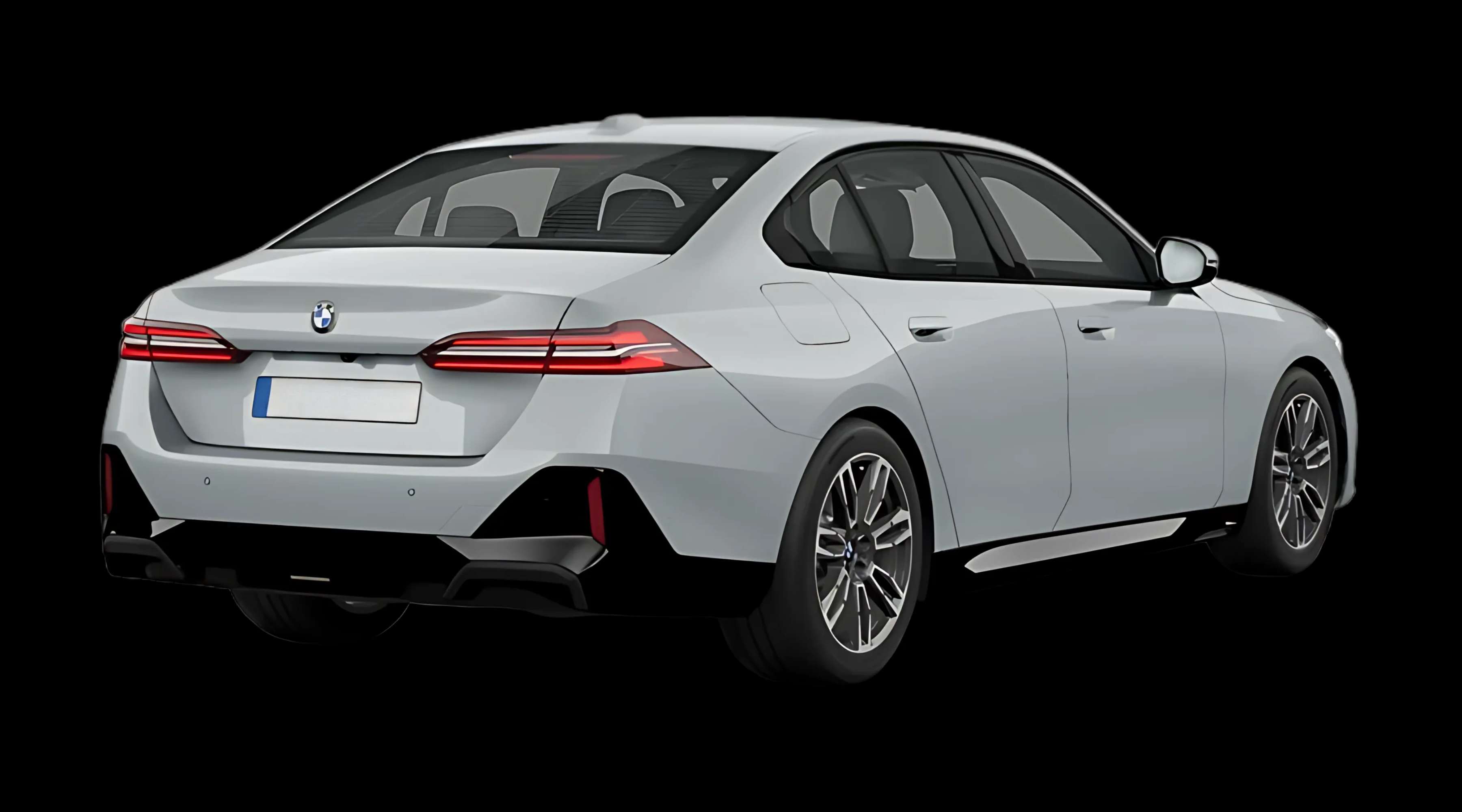 Schräge Heckansicht auf einen BMW 5er-Reihe, freigestellt