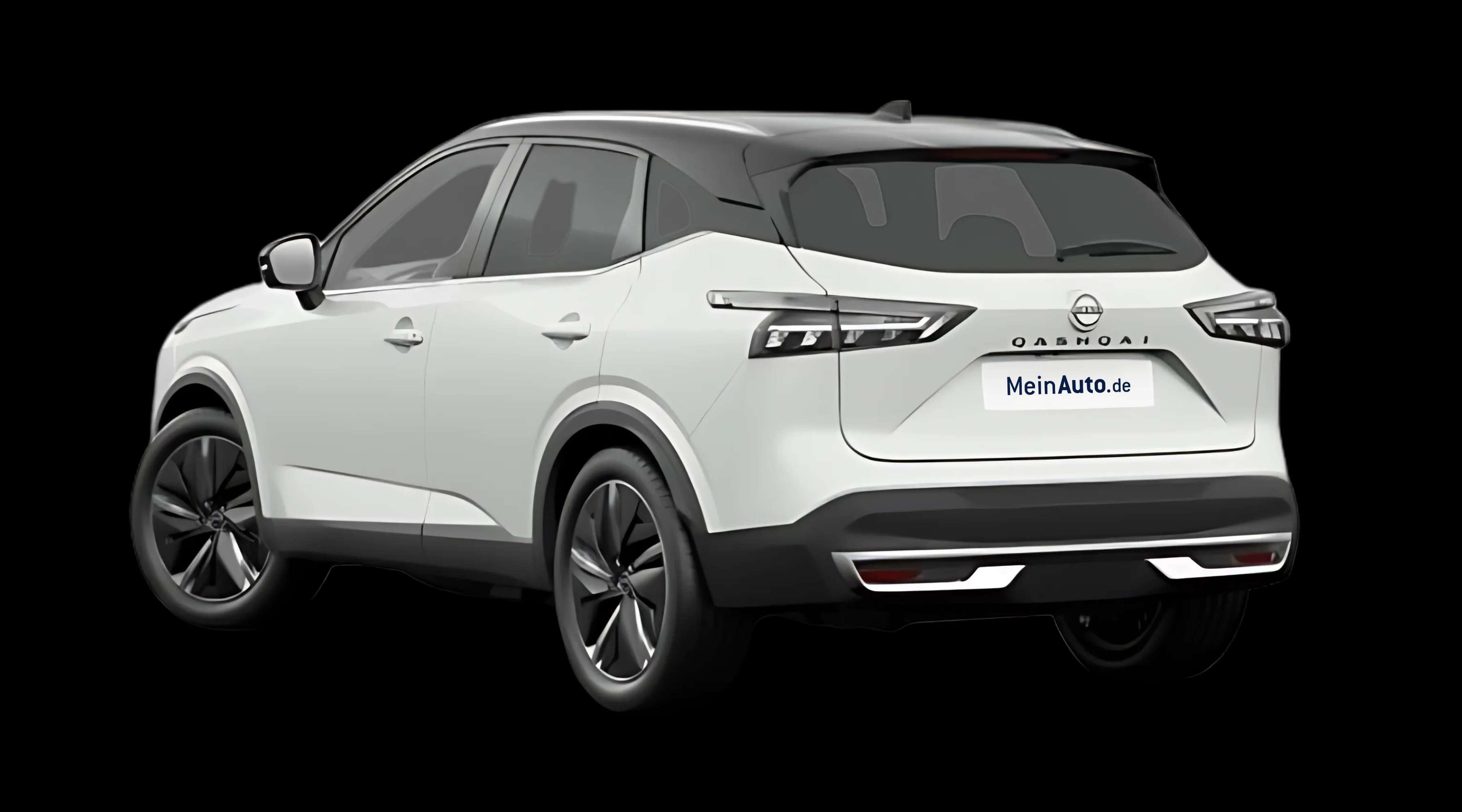 Schräge Heckansicht auf einen Nissan Qashqai, freigestellt
