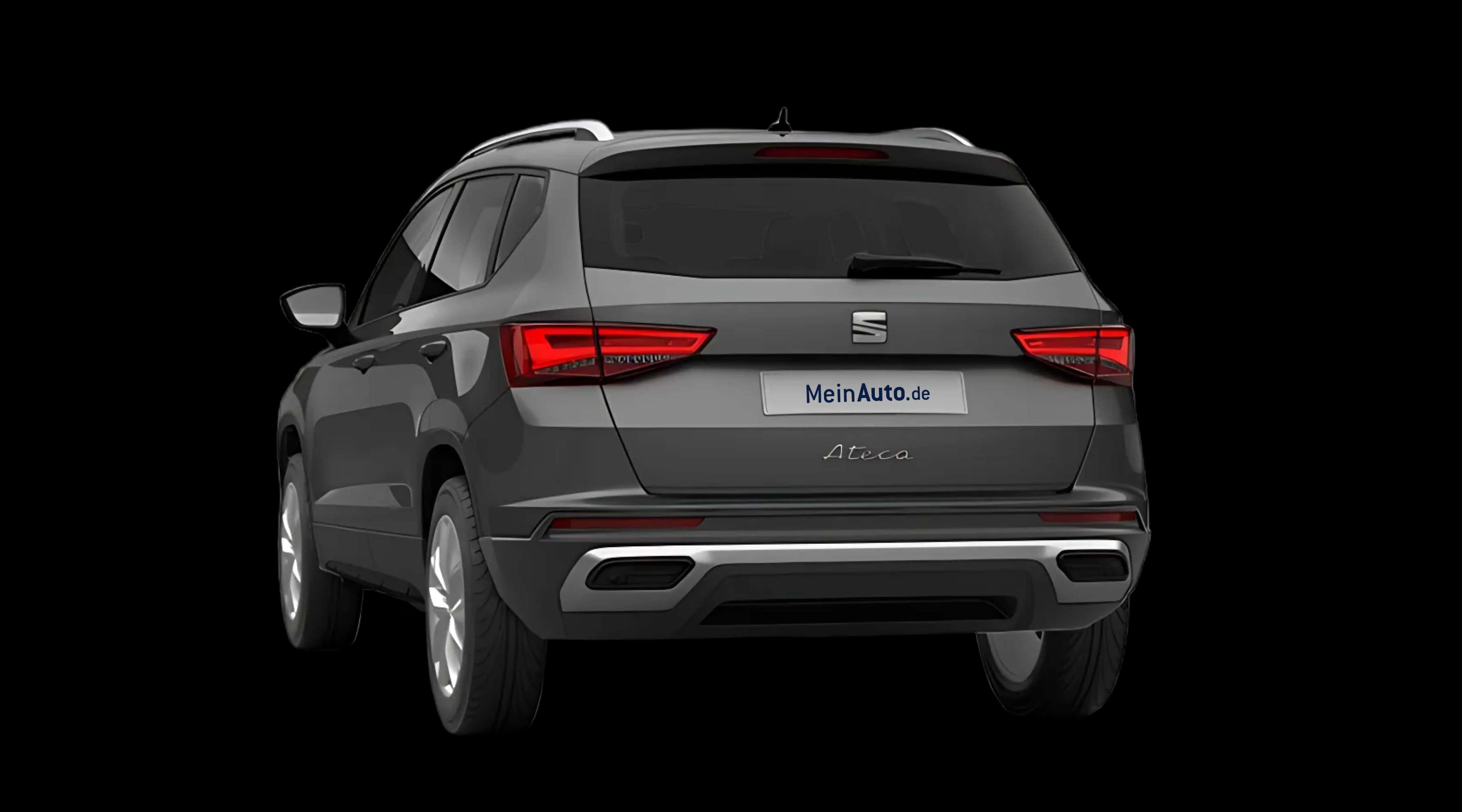 Schräge Heckansicht auf einen SEAT Ateca, freigestellt
