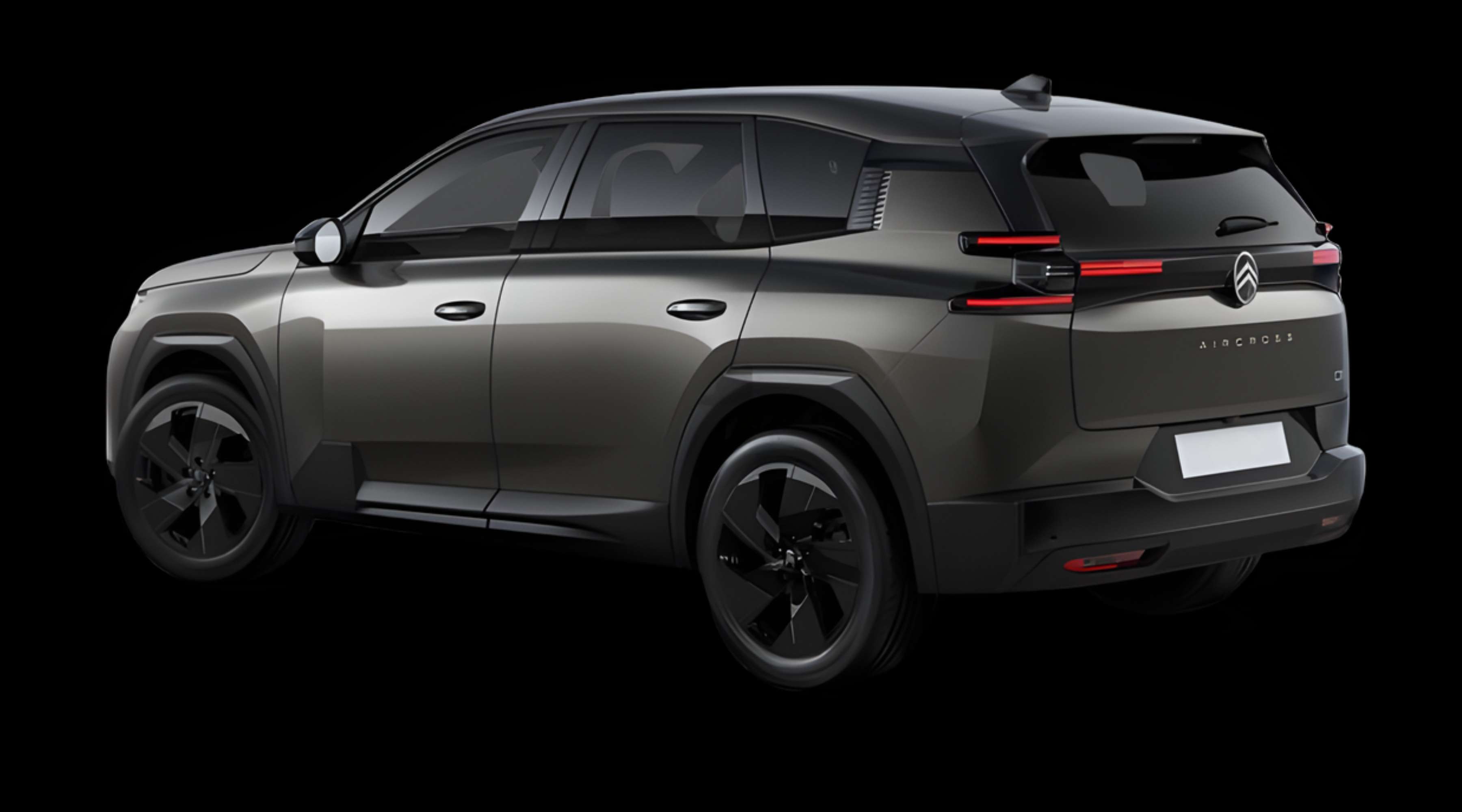 Schräge Heckansicht auf einen Citroën C5 Aircross, freigestellt