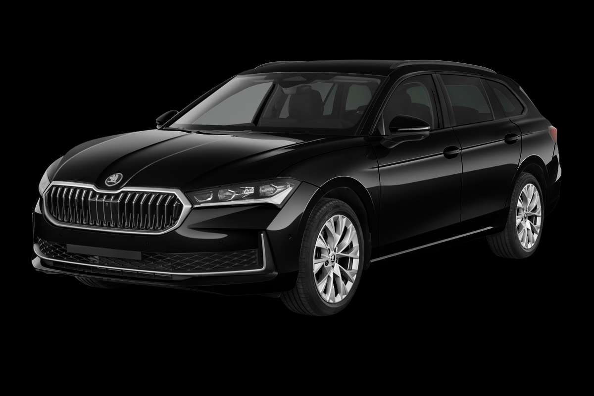 Schräge Frontansicht eines Skoda Superb, freigestellt