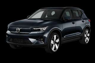 Schräge Frontansicht auf einen Volvo EX40 Plus Dark, freigestellt