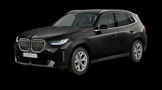 Schräge Frontansicht auf einen BMW X3 , freigestellt