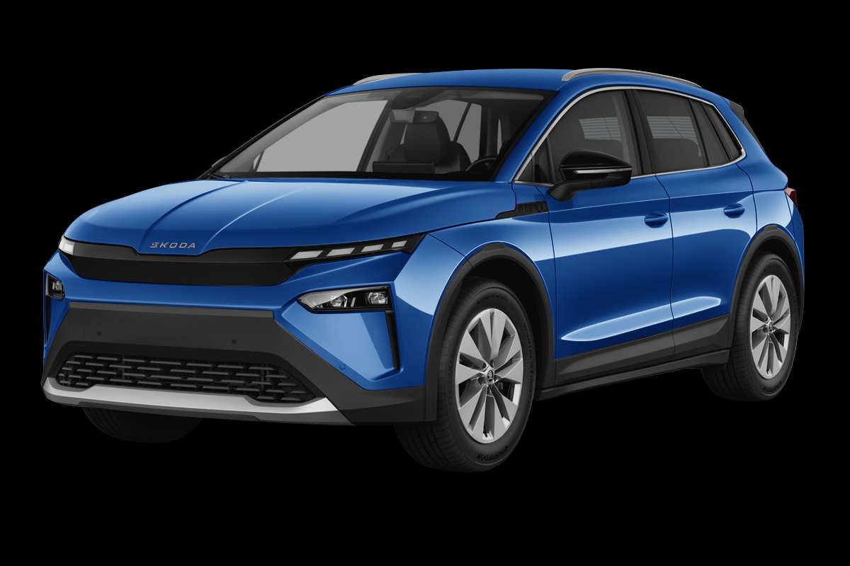 Schräge Frontansicht eines Skoda Elroq, freigestellt