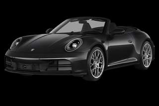 Schräge Frontansicht auf einen Porsche 911 Carrera, freigestellt