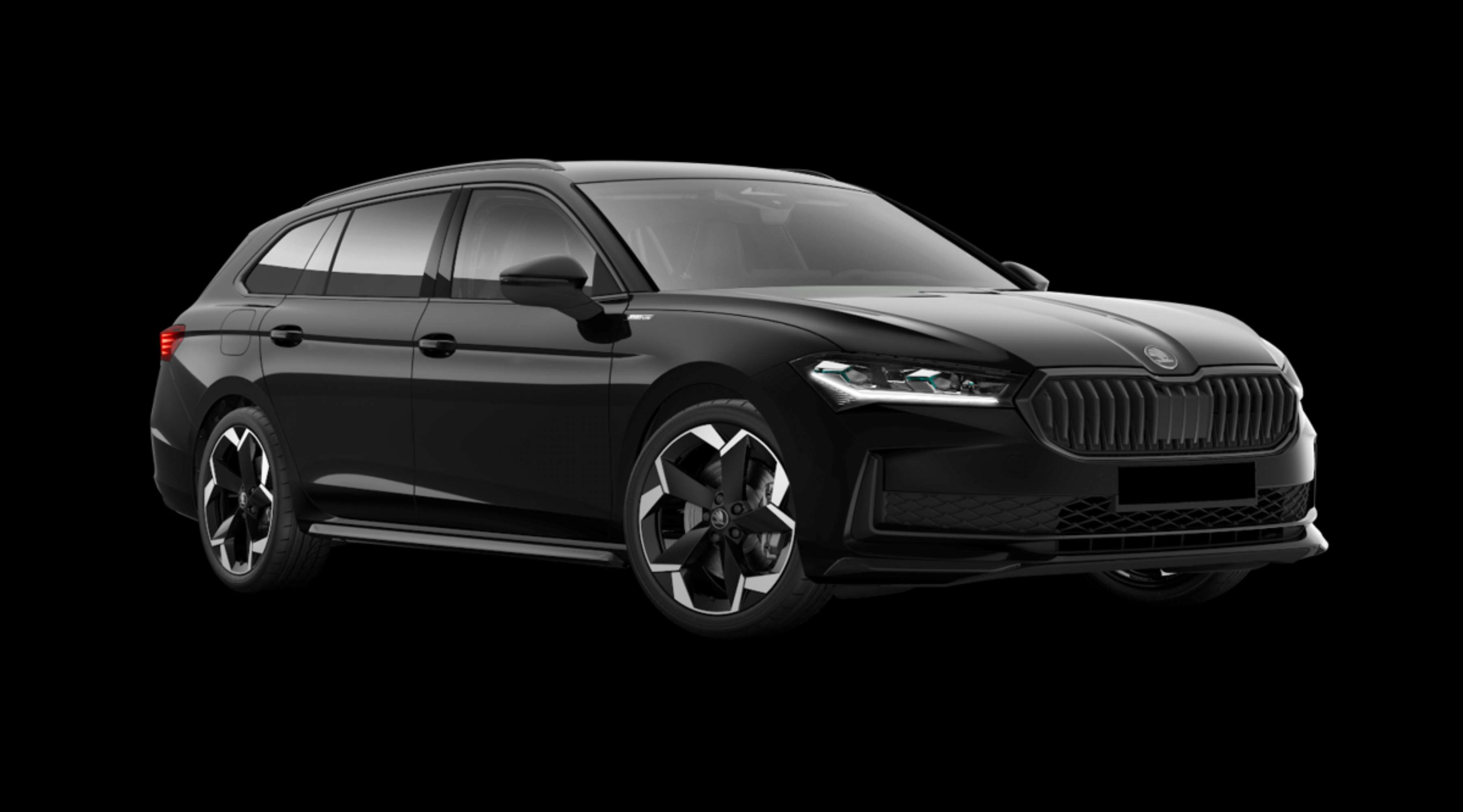 Schräge Frontansicht eines Skoda Superb, freigestellt