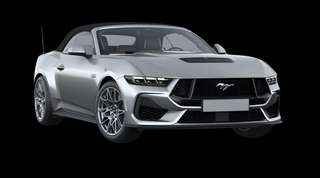 Schräge Frontansicht auf einen Ford Mustang GT, freigestellt