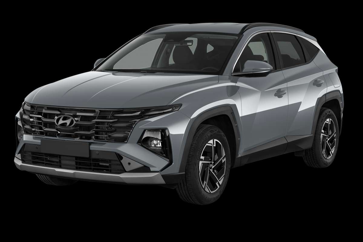 Schräge Frontansicht eines Hyundai Tucson, freigestellt