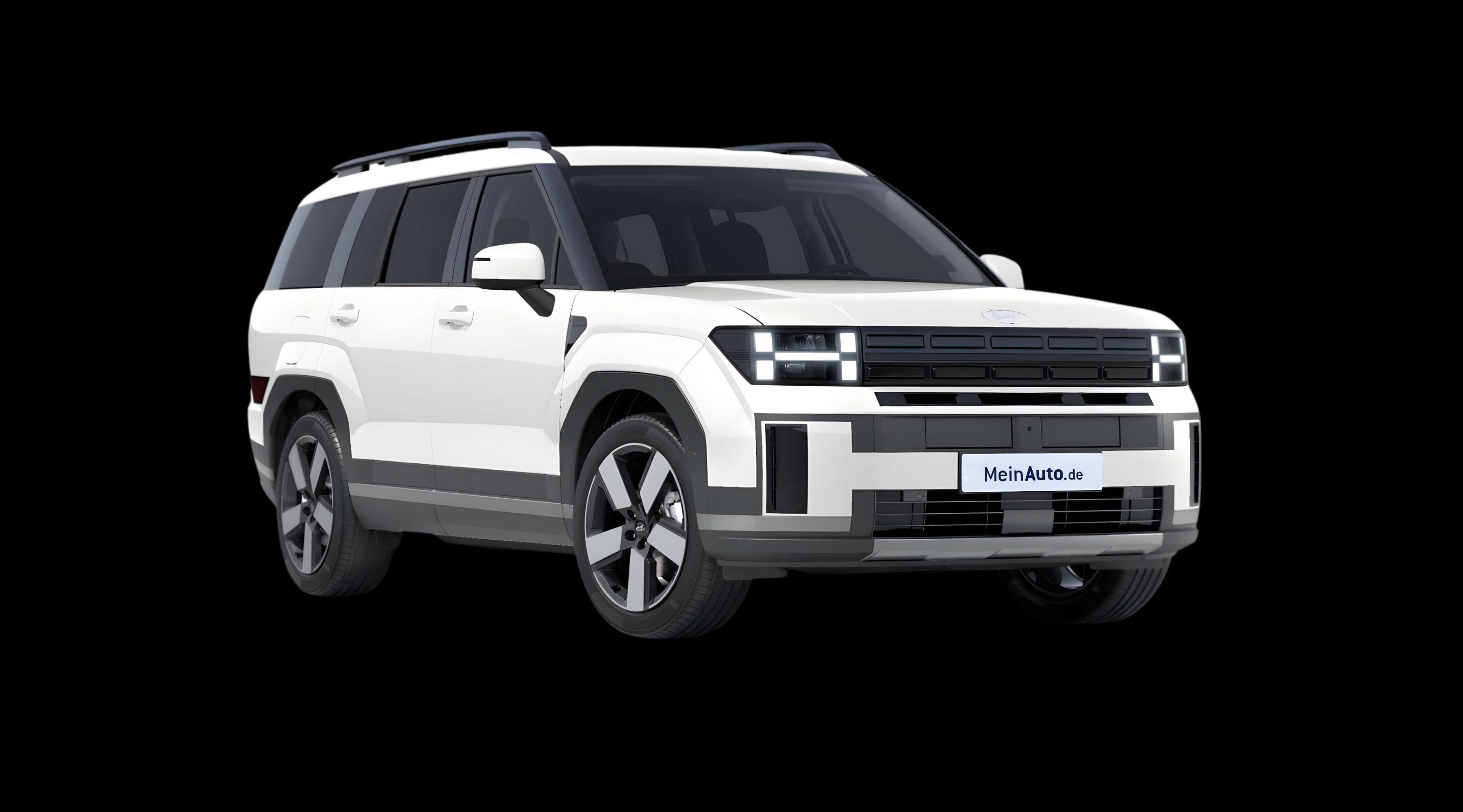 Schräge Frontansicht eines Hyundai Santa Fe, freigestellt