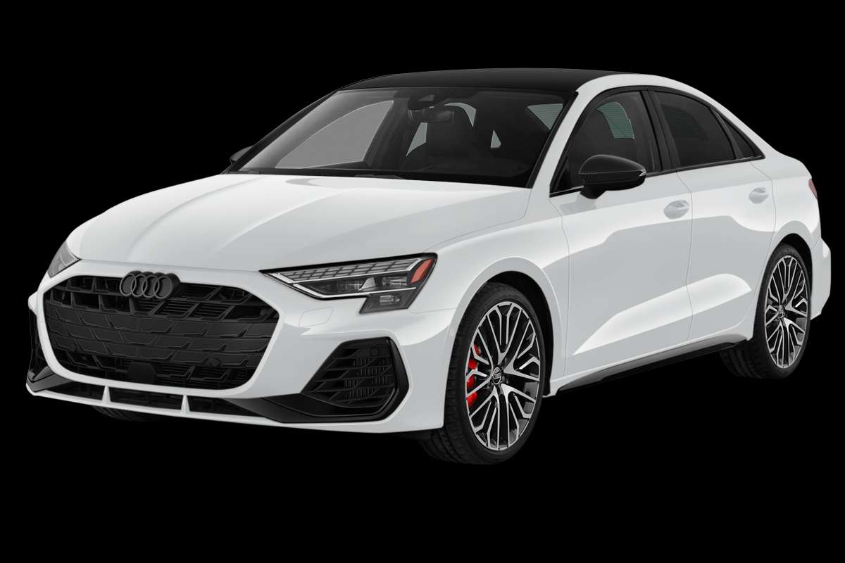 Schräge Frontansicht eines Audi S3, freigestellt