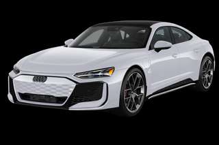 Schräge Frontansicht auf einen Audi e-tron GT RS performance, freigestellt