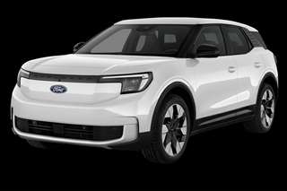 Schräge Frontansicht auf einen Ford Explorer Premium, freigestellt