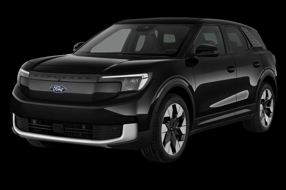 Schräge Frontansicht eines Ford Explorer, freigestellt