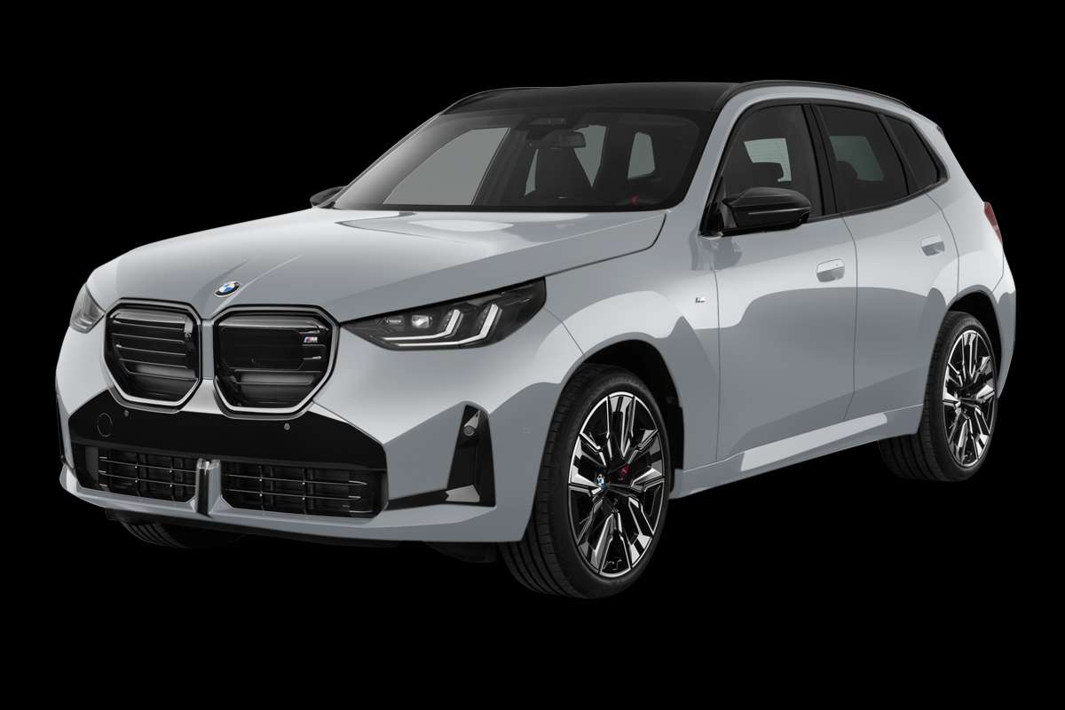 Schräge Frontansicht eines BMW X3, freigestellt