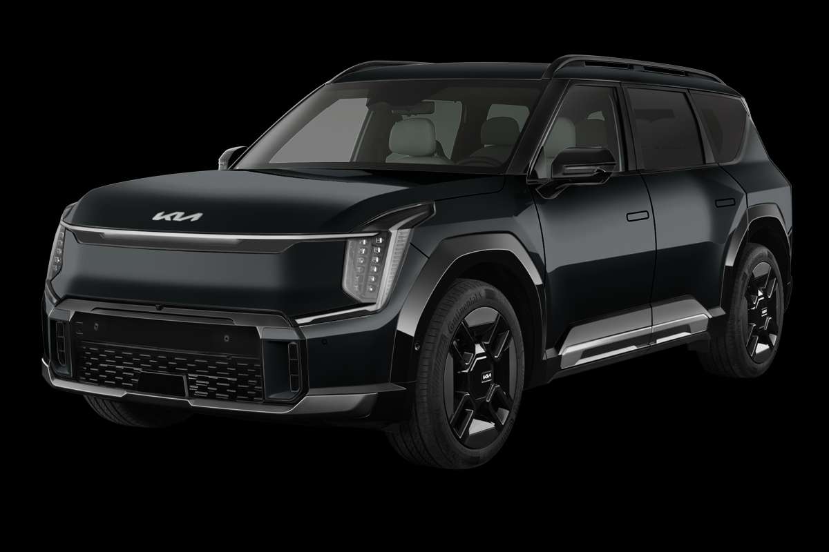 Schräge Frontansicht eines Kia EV9, freigestellt