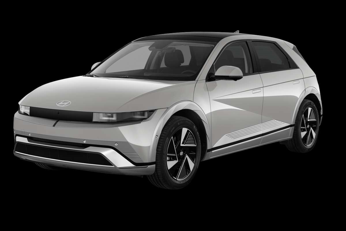 Schräge Frontansicht eines Hyundai IONIQ 5, freigestellt