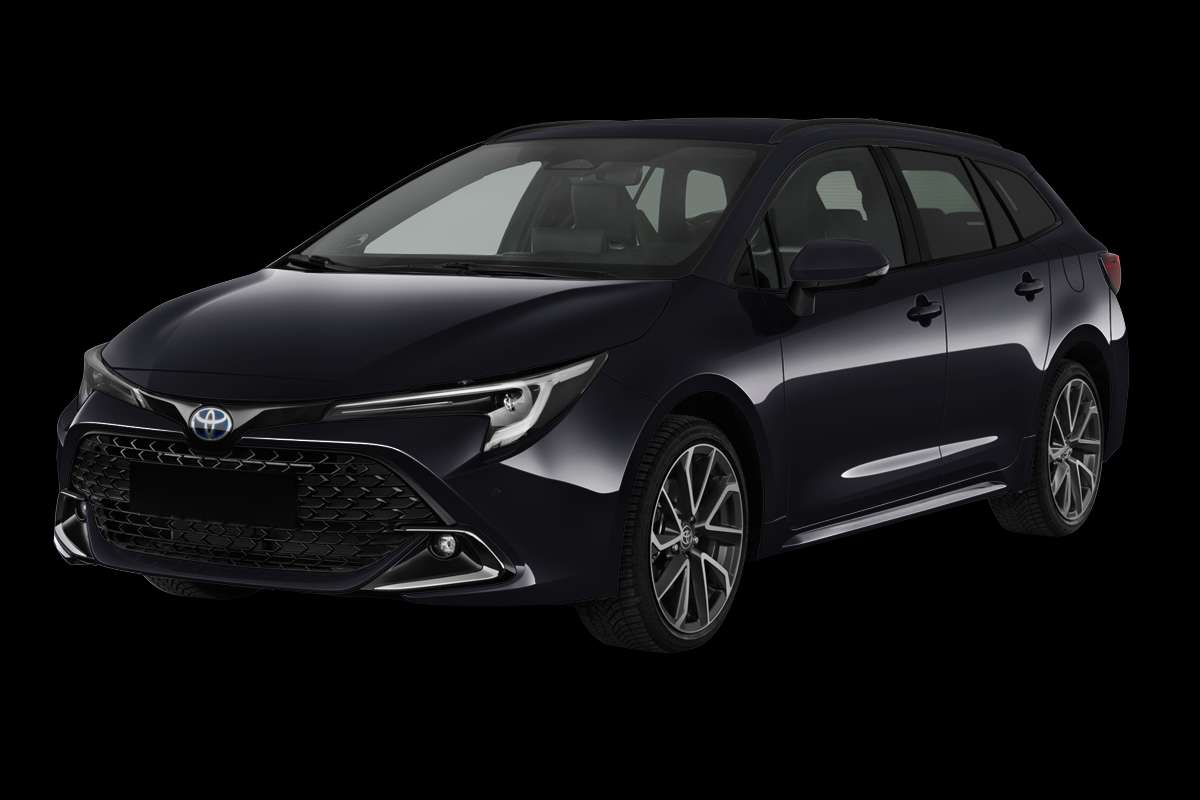 Schräge Frontansicht eines Toyota Corolla, freigestellt