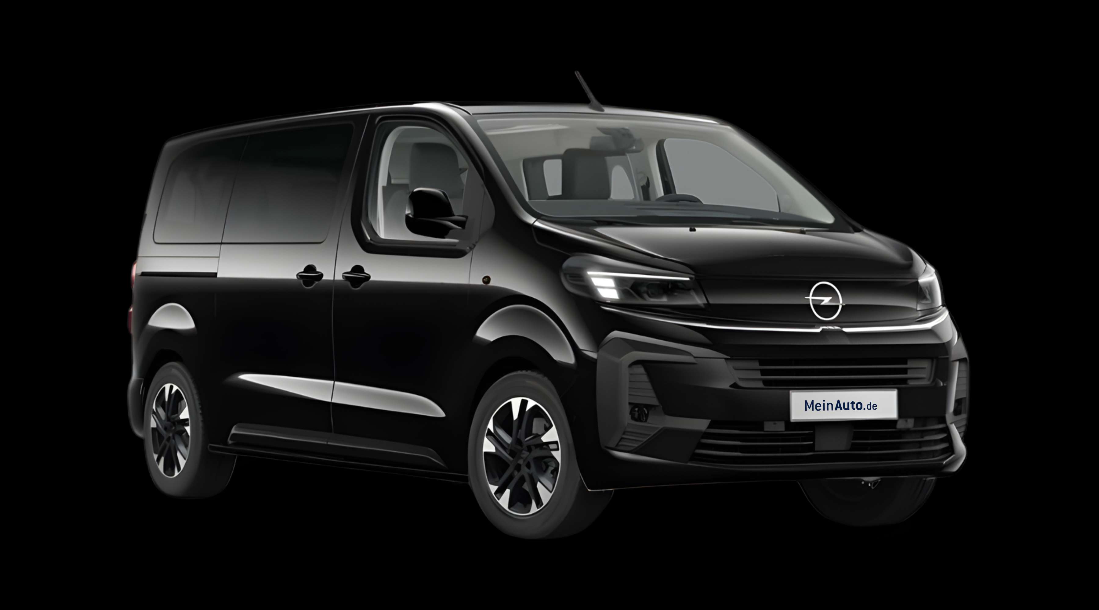 Schräge Frontansicht eines Opel Zafira, freigestellt