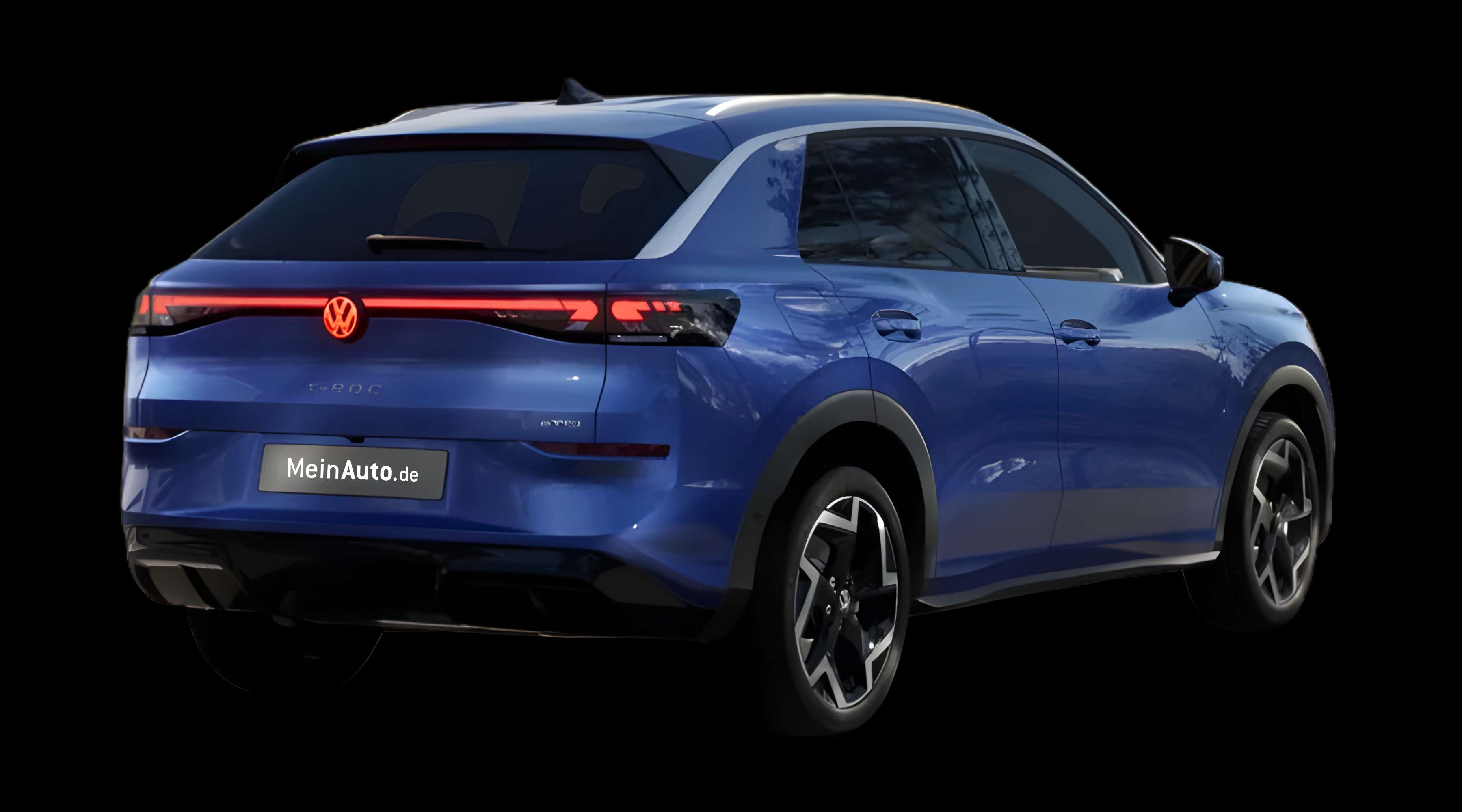 Schräge Heckansicht eines Volkswagen T-Roc, freigestellt