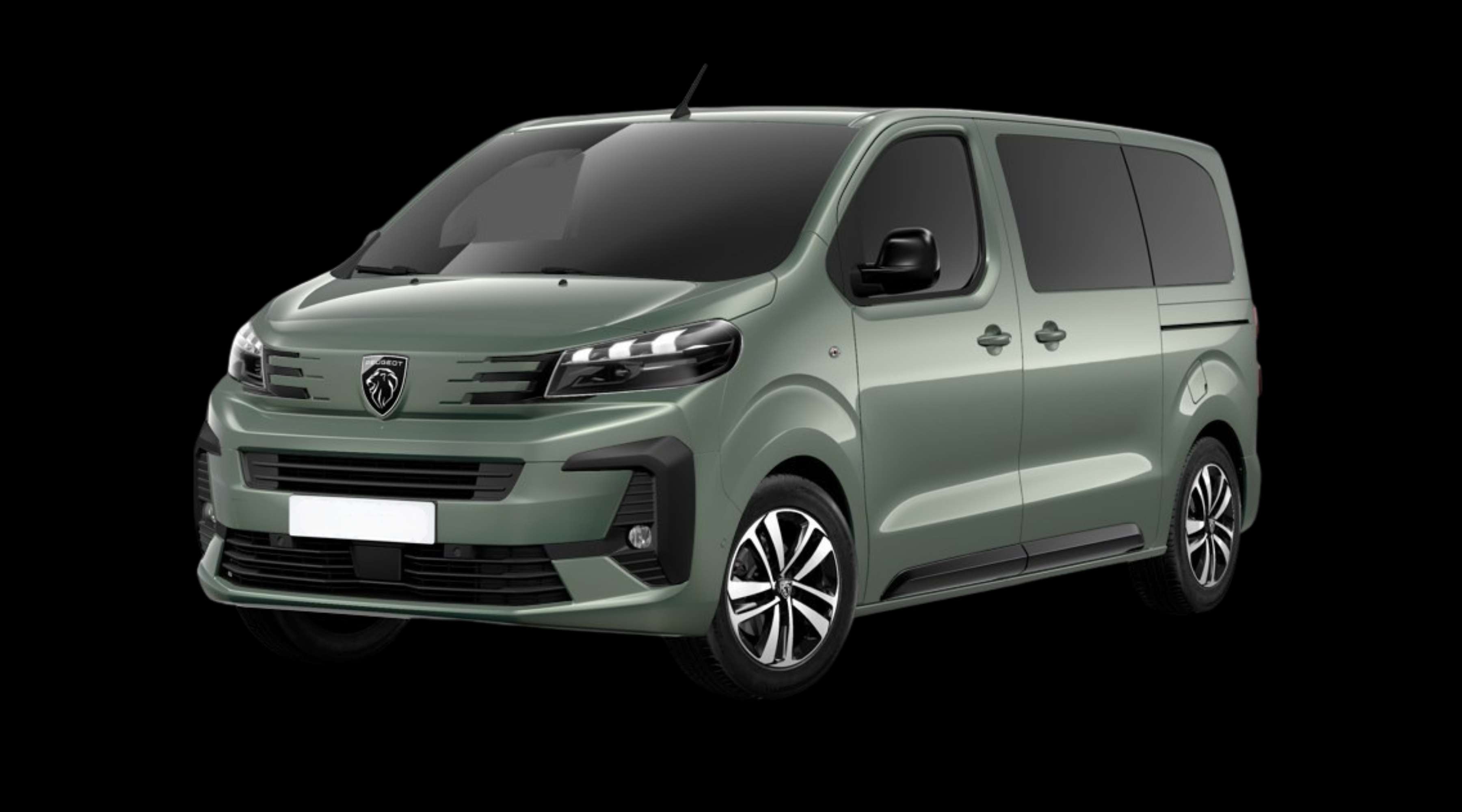 Schräge Frontansicht eines Peugeot Traveller, freigestellt