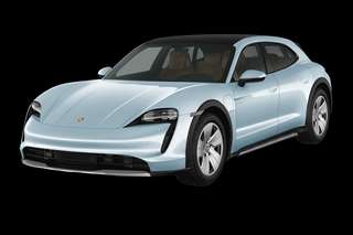 Schräge Frontansicht auf einen Porsche Taycan Turbo, freigestellt