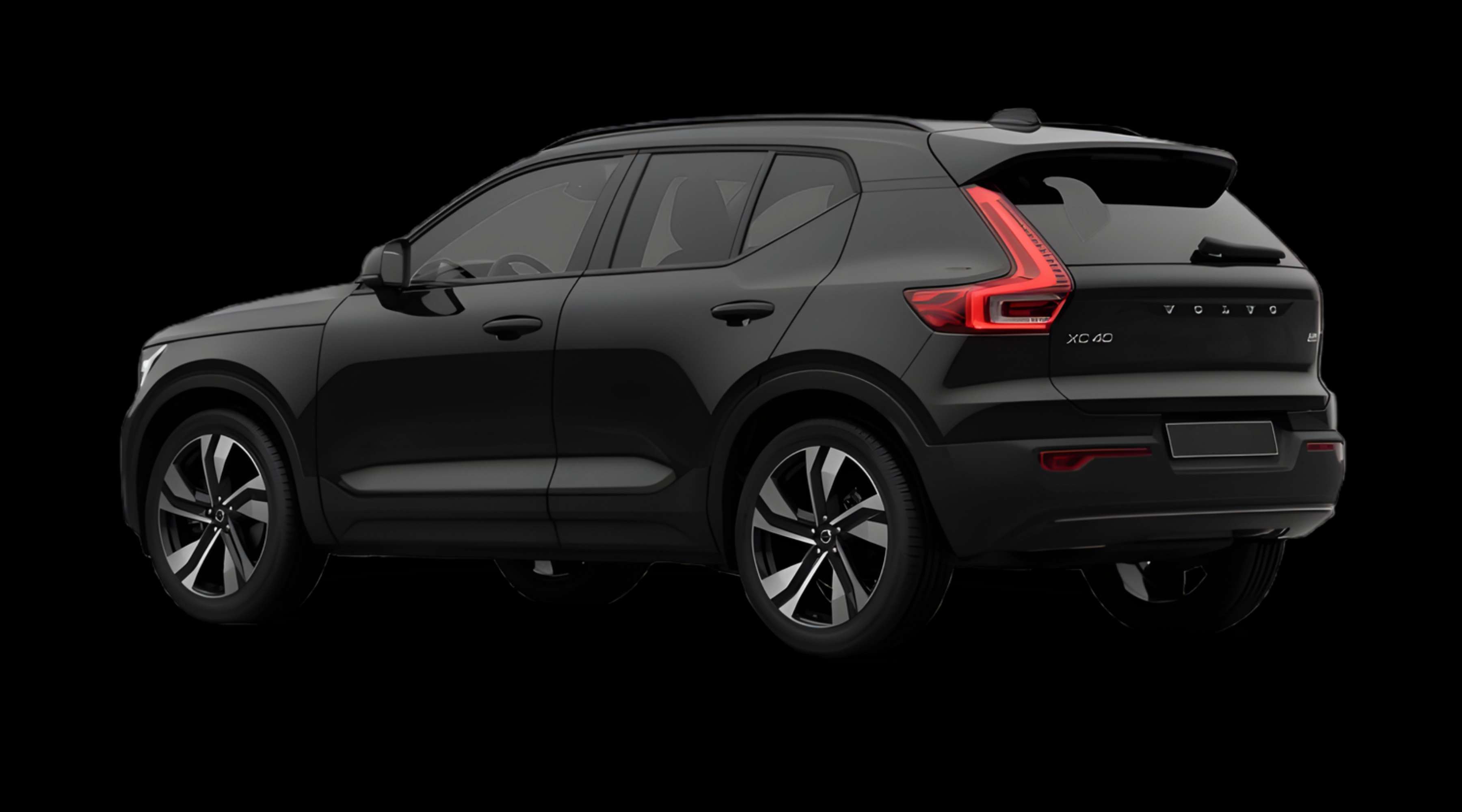 Schräge Heckansicht eines Volvo XC40, freigestellt