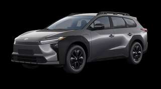 Schräge Frontansicht auf einen Toyota bZ4X Lounge, freigestellt