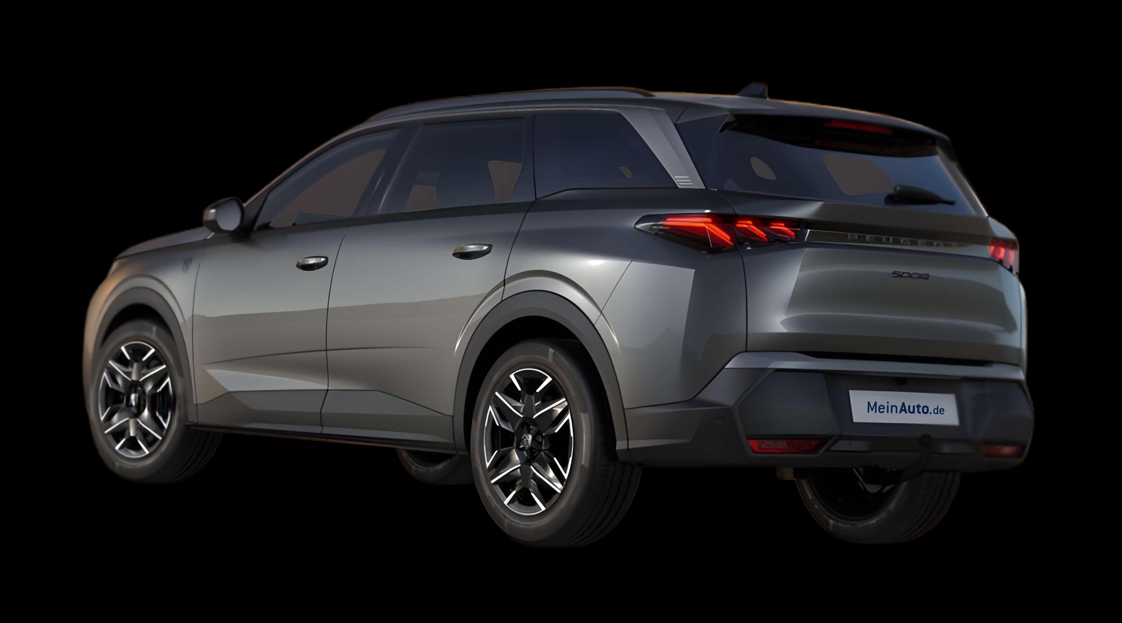 Schräge Heckansicht eines Peugeot 5008, freigestellt