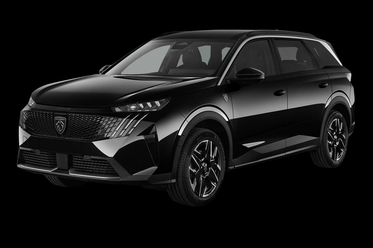 Schräge Frontansicht eines Peugeot 5008, freigestellt