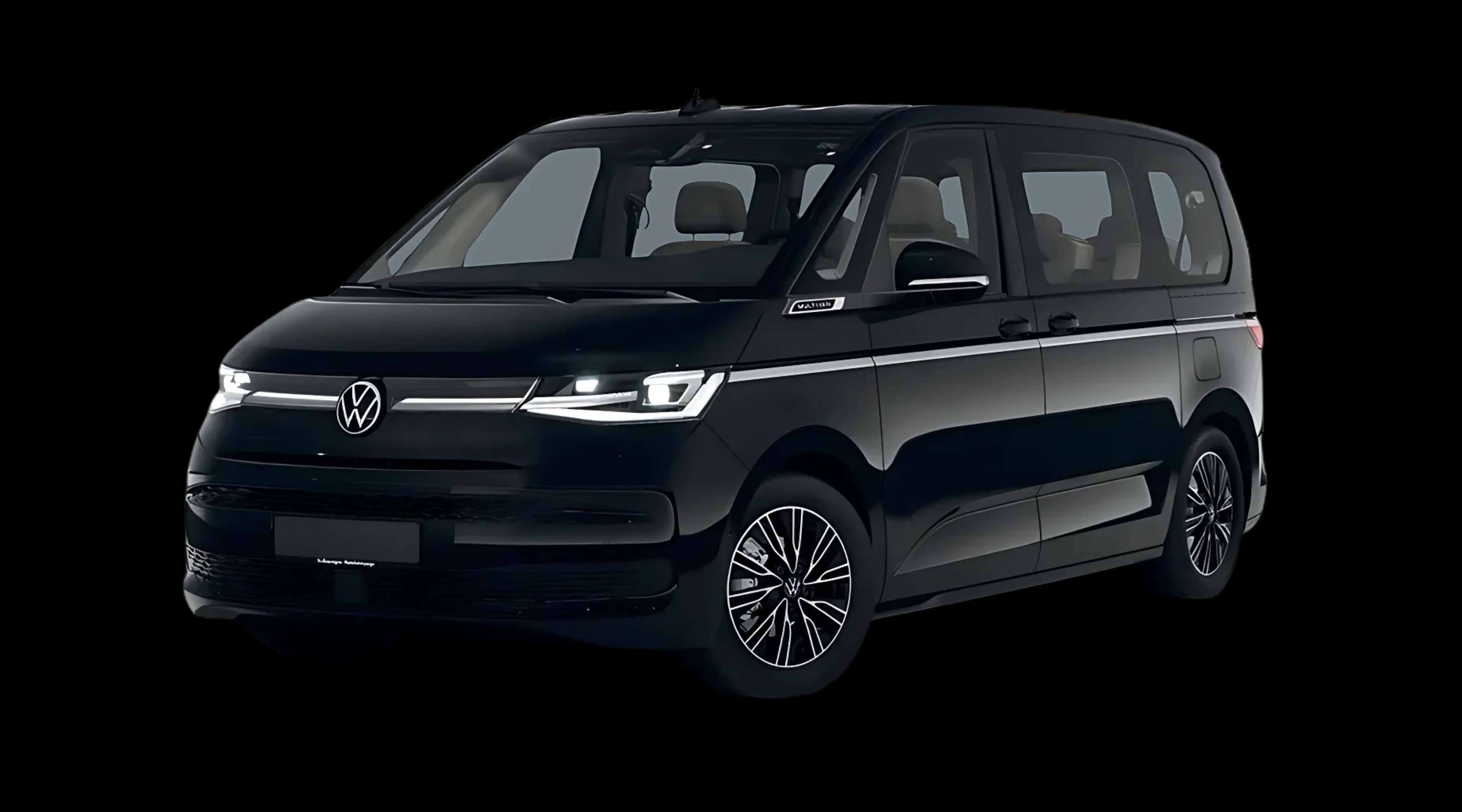 Schräge Frontansicht eines Volkswagen Multivan, freigestellt