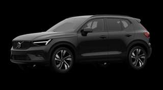 Schräge Frontansicht auf einen Volvo XC40 Ultra, freigestellt