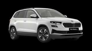 Schräge Frontansicht auf einen Skoda Karoq Balance, freigestellt