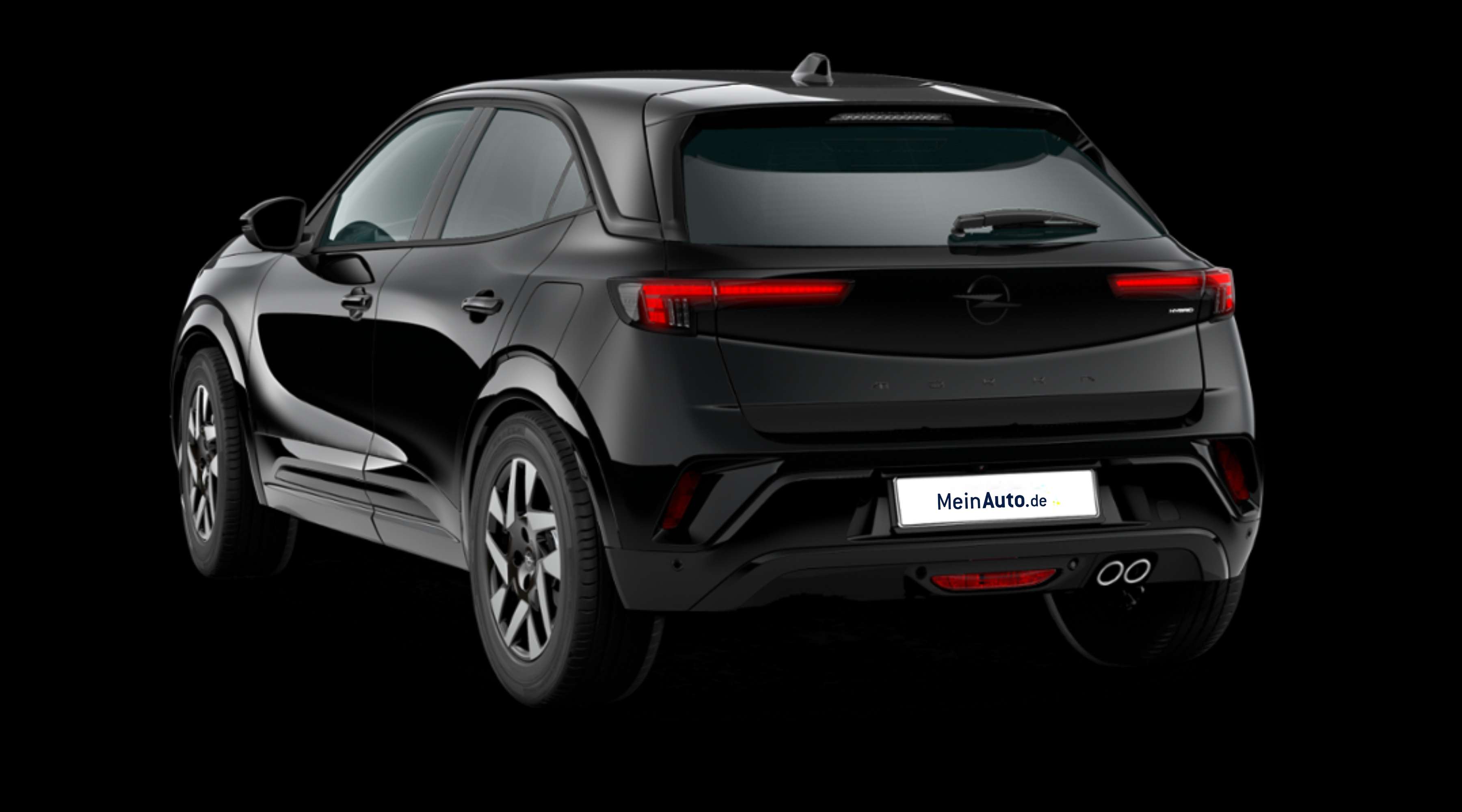 Schräge Heckansicht eines Opel Mokka, freigestellt