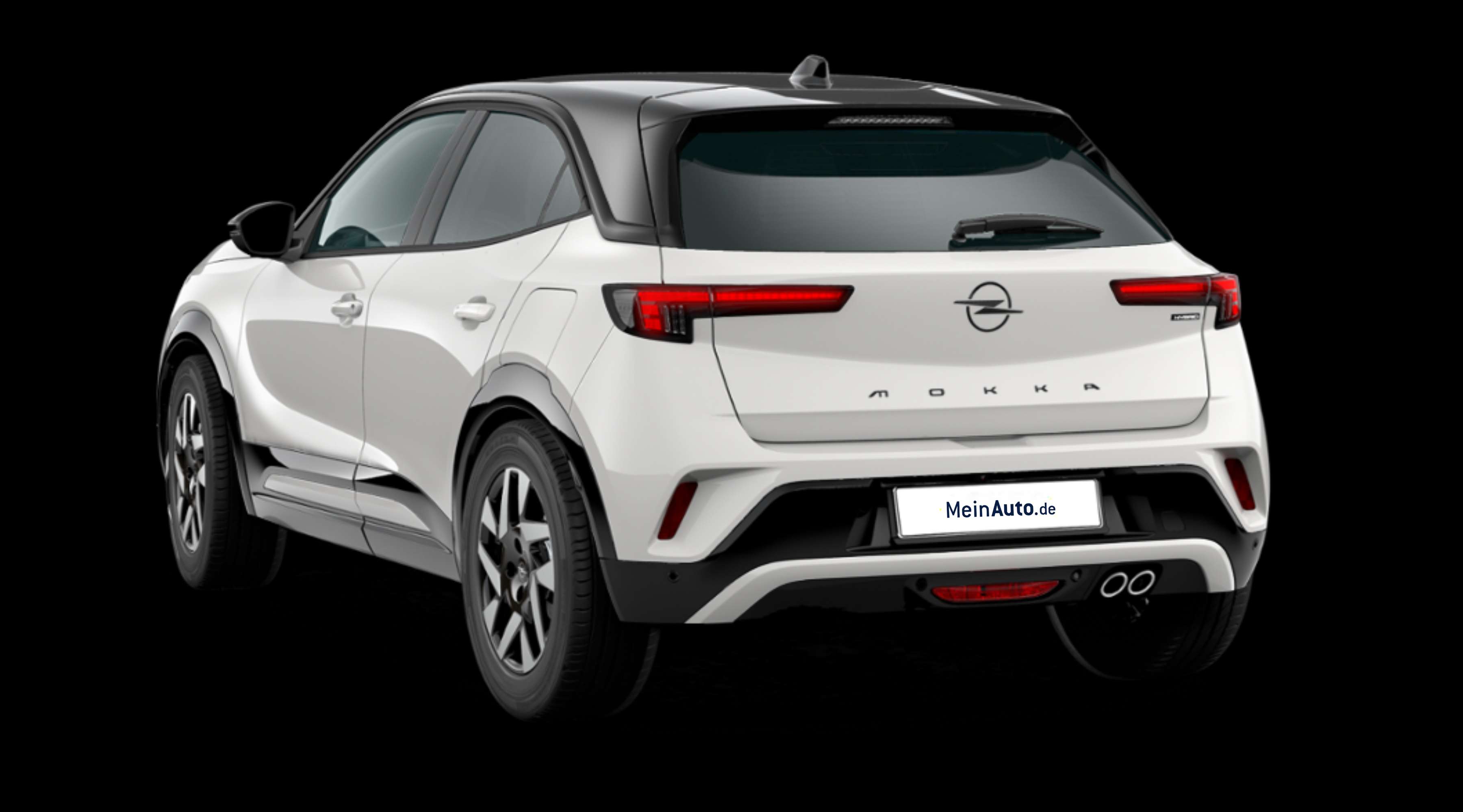 Schräge Heckansicht eines Opel Mokka, freigestellt