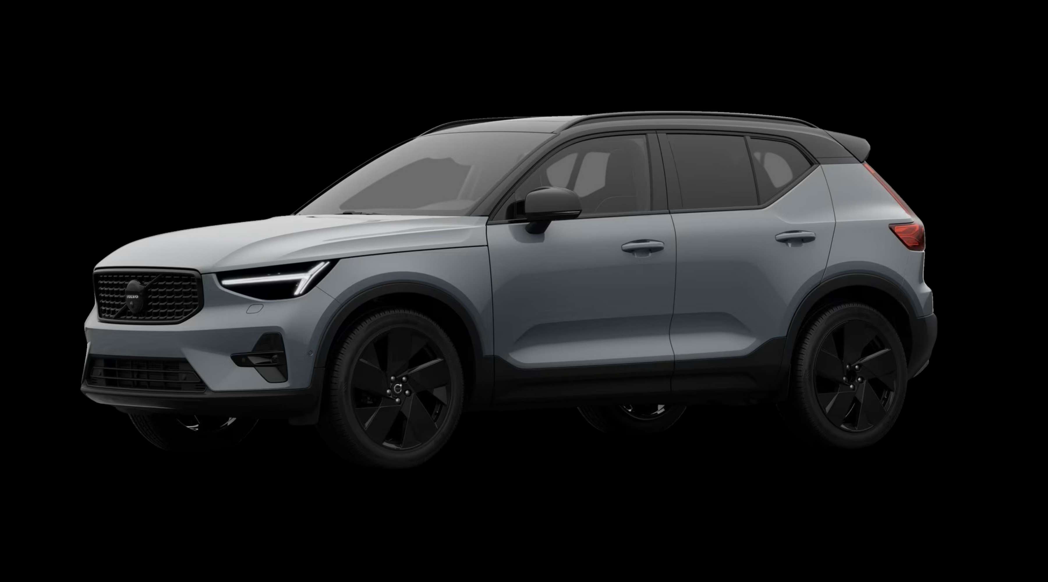 Schräge Frontansicht eines Volvo XC40, freigestellt