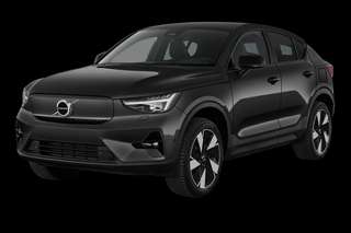 Schräge Frontansicht auf einen Volvo EC40 Black Edition Ultra, freigestellt