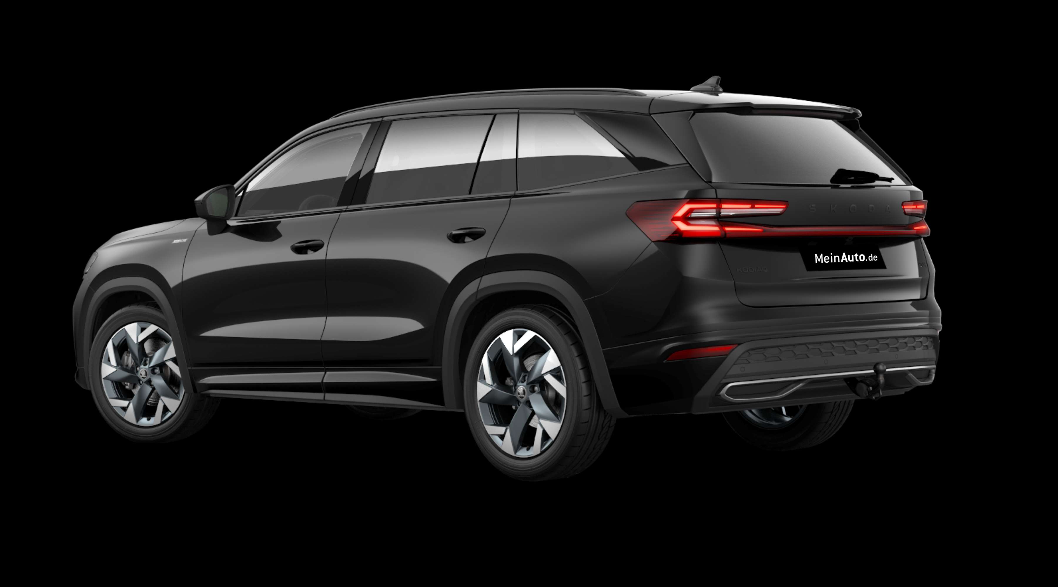 Schräge Heckansicht eines Skoda Kodiaq, freigestellt