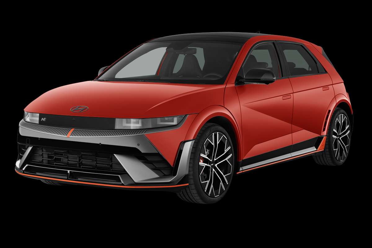 Schräge Frontansicht eines Hyundai IONIQ 5, freigestellt