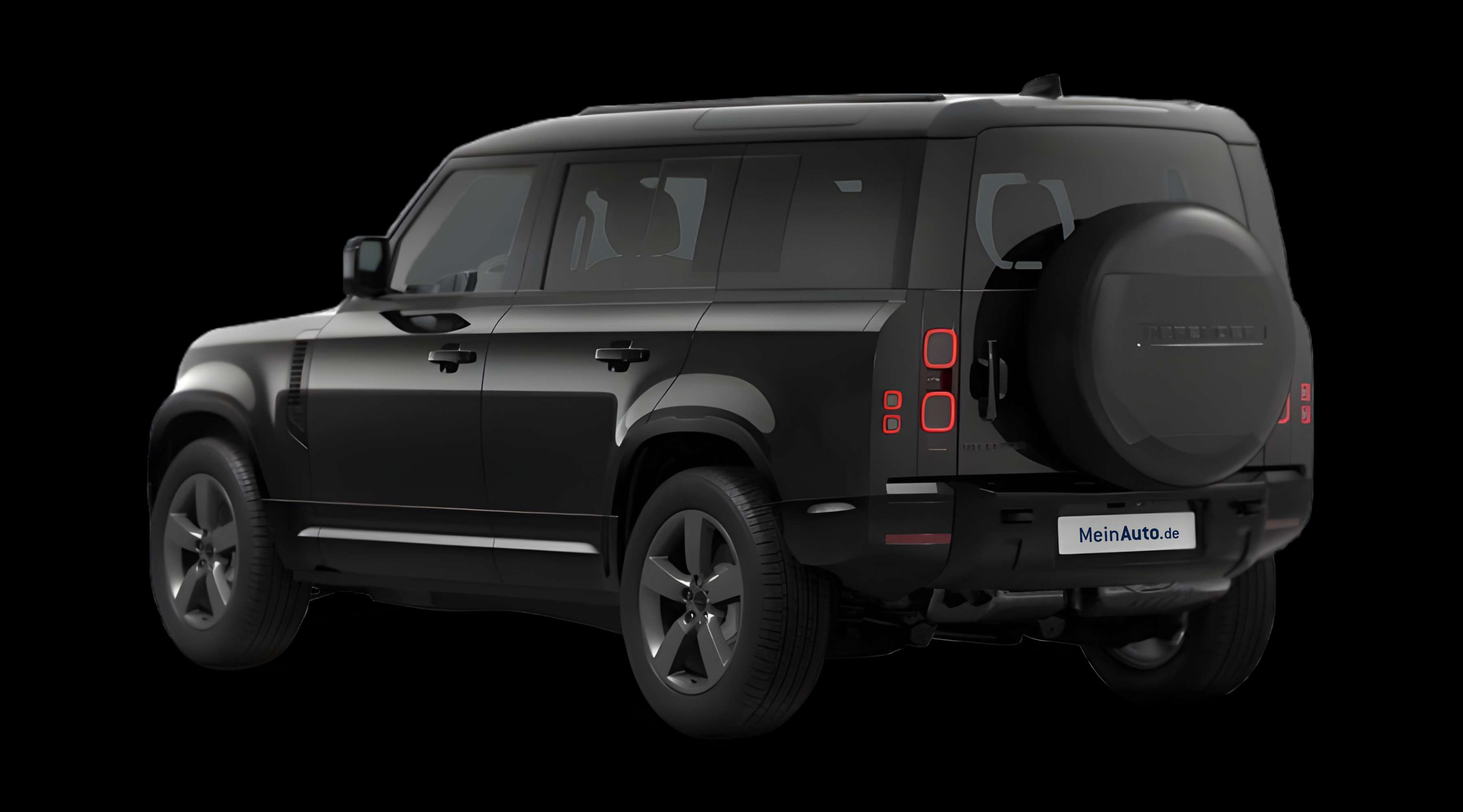 Schräge Heckansicht eines Land Rover Defender, freigestellt
