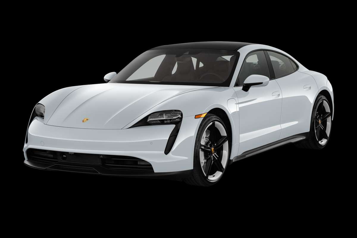 Schräge Frontansicht eines Porsche Taycan, freigestellt