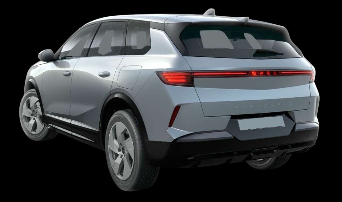 Schräge Heckansicht eines Opel Grandland, freigestellt