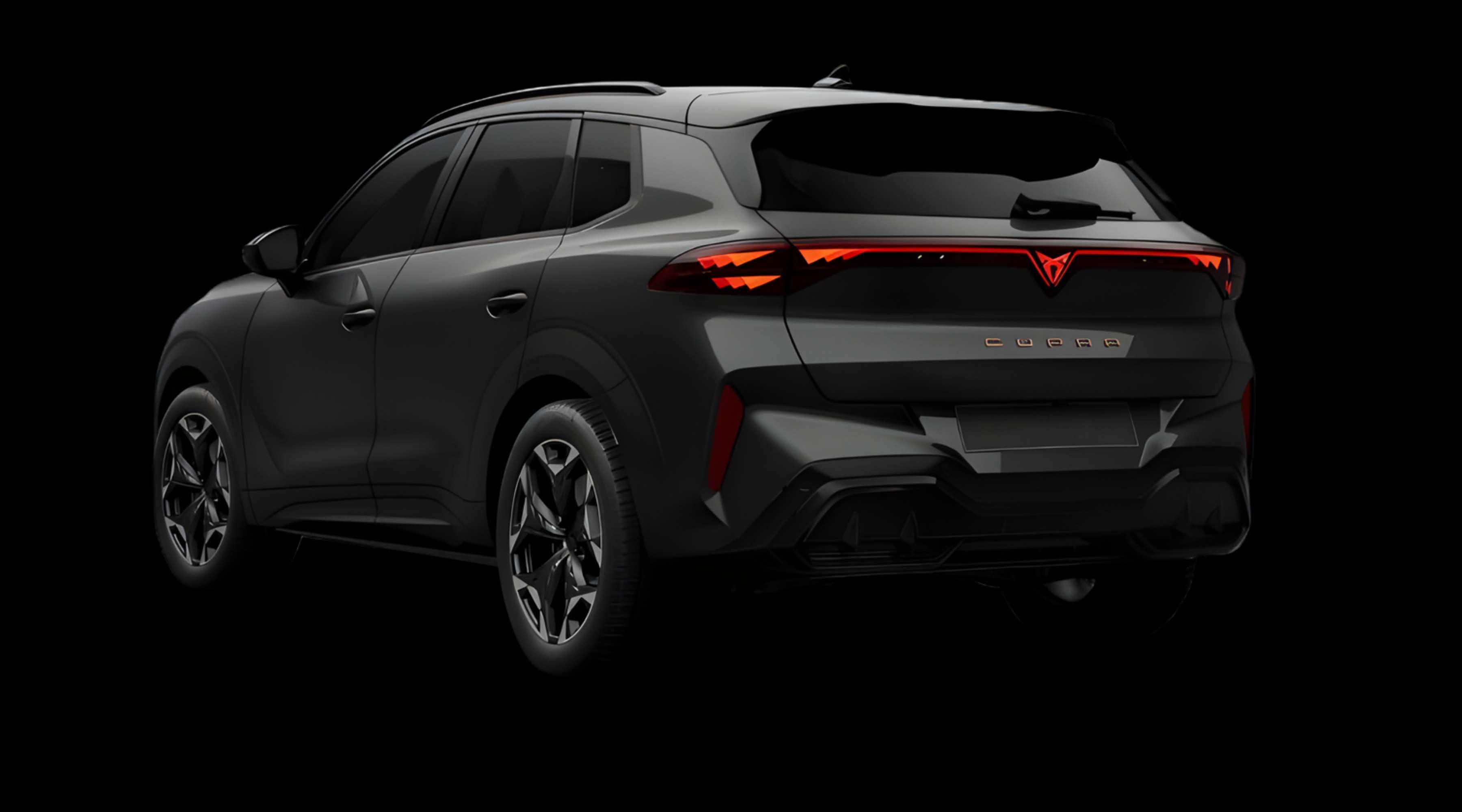 Schräge Heckansicht eines CUPRA Terramar, freigestellt